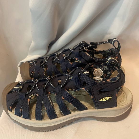 KEEN women’s Whisper Waling Hiking Sandal - Picture 4 of 6